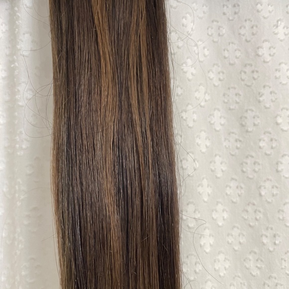 Lightly worn EHP Original Tape-In Extensions- 17 panels-21 inches - Picture 11 of 16